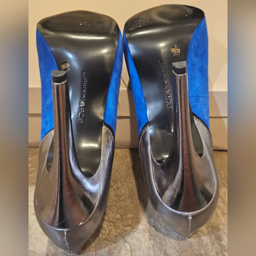 BCBGeneration BG-Peyton Suede Heels Size 9M - Picture 4 of 8